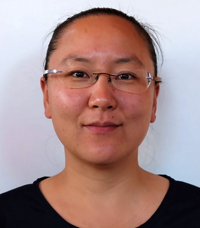 Image of Online Vet Training instructor Yi Cui